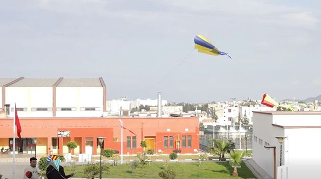 افتتاح الدورة الـ3 من المهرجان الدولي للطائرات الورقية
