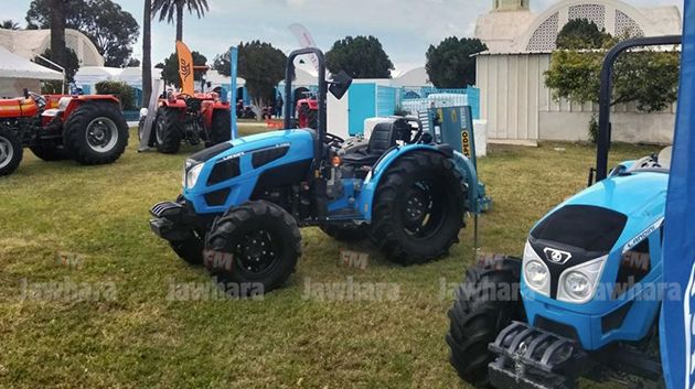 نابل تحتضن الدورة الأولى لمعرض الآلات الفلاحية وسط تحديات موسمية في القطاع