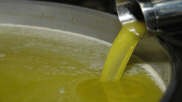 وفد  كنغولي يزور تونس لإبرام عقود تزود بزيت الزيتون ومختلف المنتوجات التونسية