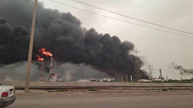 استهداف أكبر منشأة بتروكيميائية في إيران