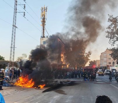 مدنين.. حريق يأتي على محل لبيع المحروقات