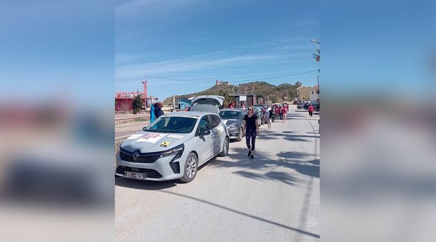 طبرقة : وصول رالي الياسمين النسائي (صور)