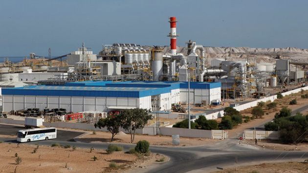  انبعاث غازات من المجمع الكيميائي بالمظيلة 