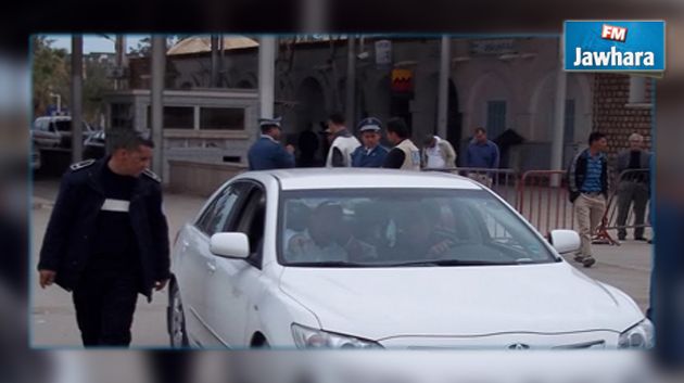 نقل شاب مصاب بطلق ناري في ليبيا الى مستشفى سهلول