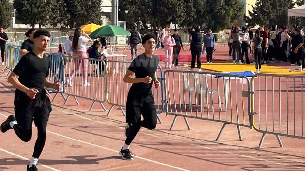 مندوب الرياضة بسوسة: 'تم منع إدخال الهواتف والعطور داخل مراكز اختبارات الباك سبور'