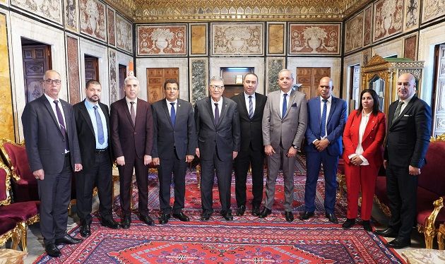 رئيس مجلس نواب الشعب يستقبل وفدا برلمانيا جزائريا