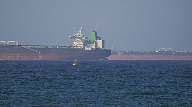 ناقلتا نفط إيرانيتان تتمكّنان من عبور مضيق هرمز