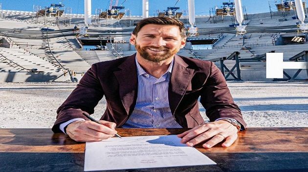 ميسي يدخل عالم ملكية الأندية بشراء كورنيا الإسباني