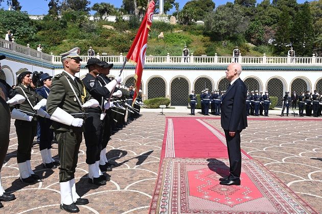 رئيس الدولة يشرف على موكب الاحتفال بالذّكرى 70 لعيد قوات الأمن الداخلي