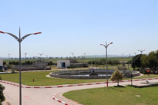 تدارس امكانية إنشاء محطة تطهير بيولوجية باعتماد النباتات بسجن برج العامري 