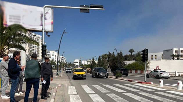 انطلاق تشغيل الإشارة الضوئية للمترجلين بالطريق السياحية سوسة