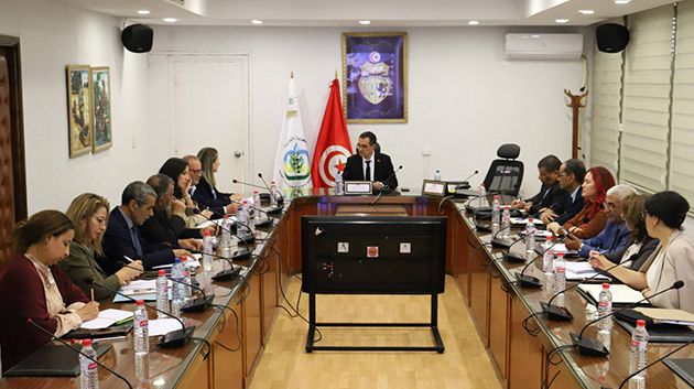 وزير الفلاحة يدعو إلى ​إحكام الرقابة في عمليات توزيع 'السداري' بكافة الجهات