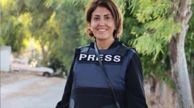 انتشال جثمان الصحفية اللبنانية امال خليل من مبنى قصفه الاحتـ.لال 