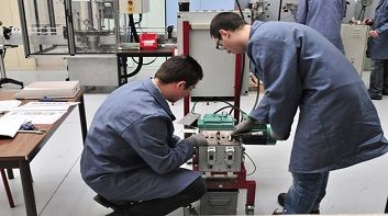 وزير التشغيل يكشف عن مقاربة جديدة لإعادة تشكيل منظومة التكوين المهني