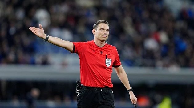 دوري أبطال أوروبا:السويسري ساندرو شيرر حكما لمباراة باريس سان جيرمان وبايرن ميونخ