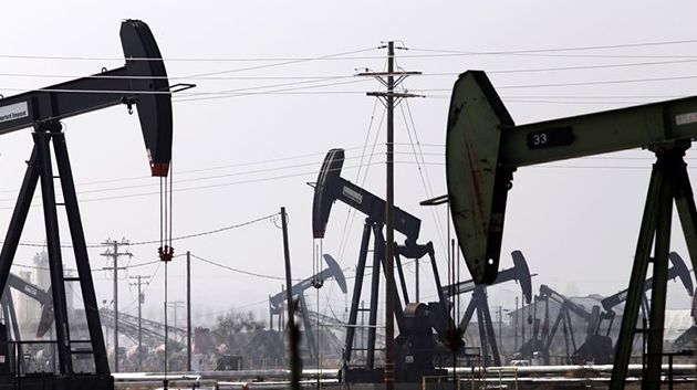 أسعار النفط تتراجع