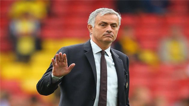 مورينيو يحسم الجدل بشأن تدريب ريال مدريد