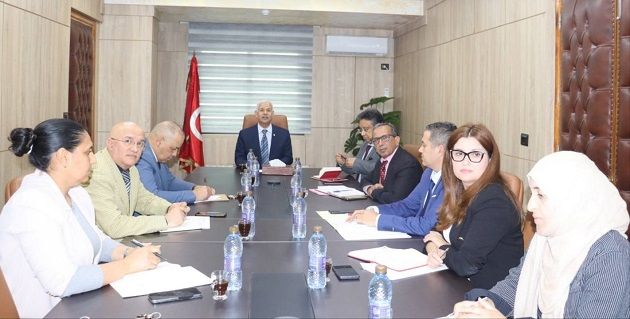 وزير التجارة يدعو التمثيليات التجارية بالبلدان العربية إلى المتابعة الحينية للمستجدات ببلدان المنطقة