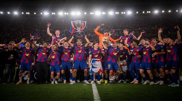 برشلونة يهزم ريال مدريد ويُتوّج بلقب الدوري الإسباني