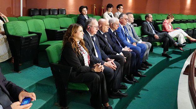 رئيس مجلس العموم الكندي والوفد المرافق له يواكبون أشغال الجلسة العامة للبرلمان