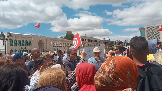 ساحة القصبة: تحرك احتجاجي للمطالبة بترحيل المهاجرين غير النظاميين