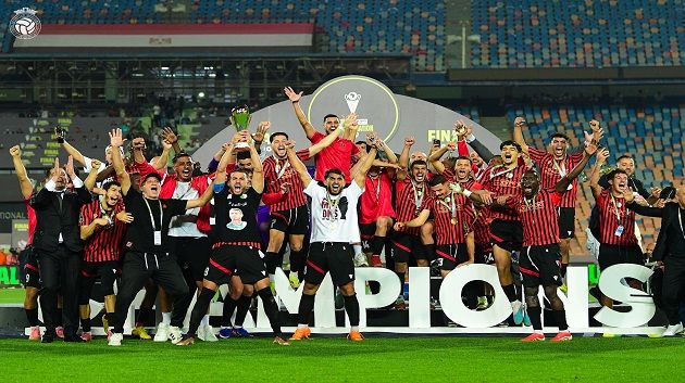 اتحاد العاصمة الجزائري يتوّج بلقب كأس الكونفدرالية الإفريقية 