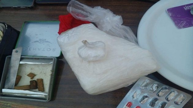 قفصة: الأمن يطيح بأحد بارونات الكوكايين.. وهذا ما كان بحوزته (صور)