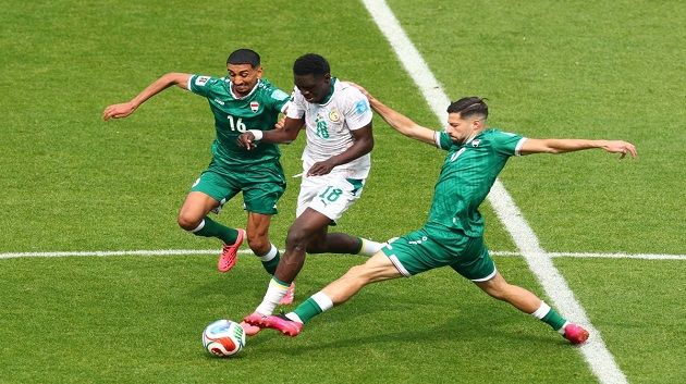 العراق يودع كأس العالم بخسارة عريضة أمام السنيغال