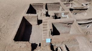الكشف عن مدينة أثرية تحت الرمال في مصر