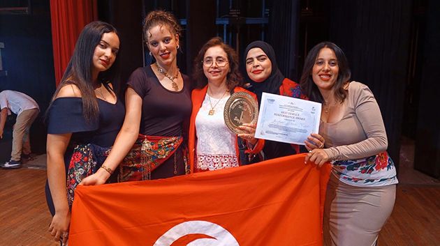 طالبة تونسية تحرز جائزة أفضل ممثلة في مهرجان المسرح الجامعي بالدار البيضاء