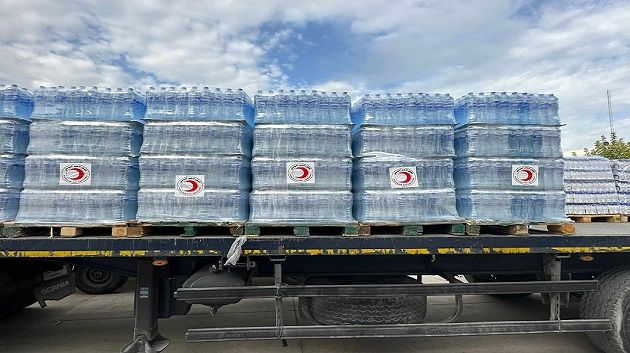 الهلال الأحمر يشرع في حملة وطنية لتوزيع المياه لمجابهة موجة الحرّ و إنقطاع الماء