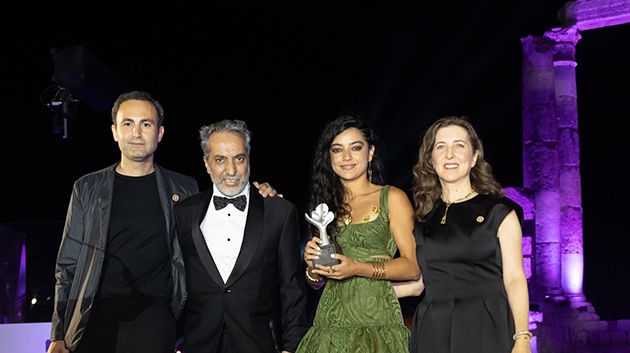 آية باللآغة تحرز جائزة أفضل ممثلة رئيسية لأوّل مرّة ضمن مهرجان عمان السينمائي