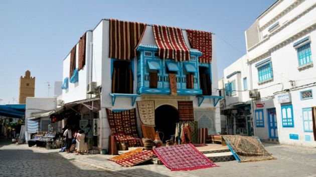 احتفالات المولد النبوي: بلدية القيروان تدعو إلى طلاء واجهات المحلات والمنازل 