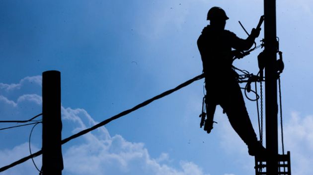 خلال أسبوع: 18294 عملية تدخّل لإعادة الكهرباء في تونس