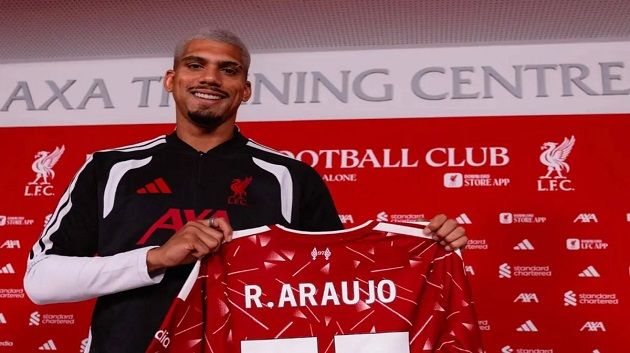 ليفربول يتعاقد مع أراوخو حتى نهاية الموسم