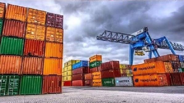 العجز التجاري يبلغ 14957،6 مليون دينار إلى موفى جويلية 
