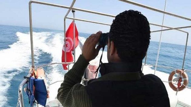 غرق مركب مهاجرين: انتشال 4 جثث