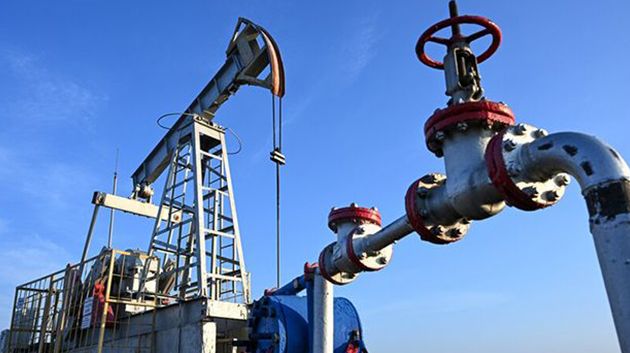 النفط يقفز بأكثر من 2%