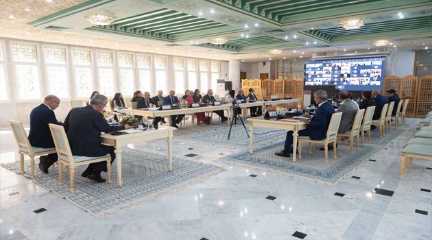 وزير الخارجية يؤكد ضرورة الارتقاء بالخدمات القنصلية وتعزيز الإحاطة بالجالية التونسية بالخارج