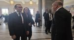 وزير الخارجية يقدم في أوسلو تعازي رئيس الدولة في وفاة الملك