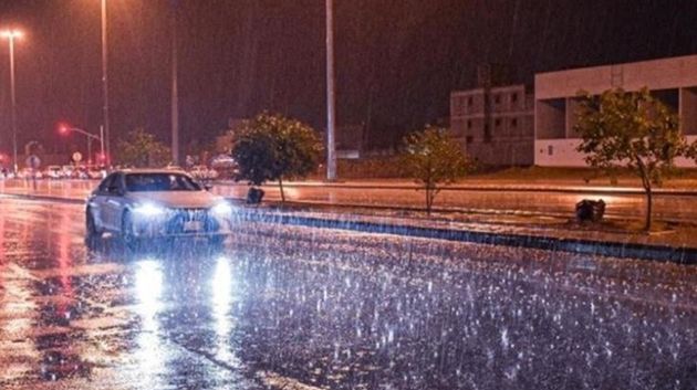 اللّيلة: تواصل نزول الأمطار بهذه المناطق