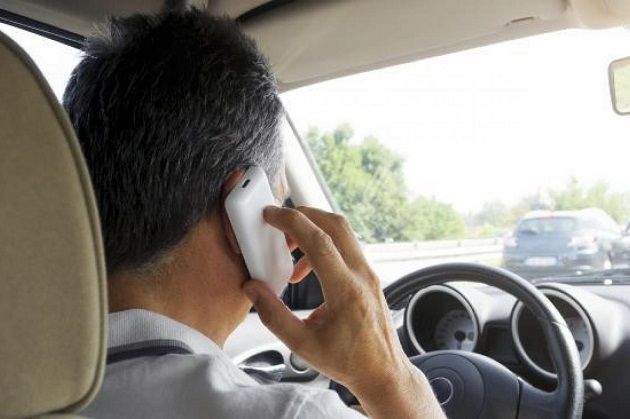 بينها استخدام الهاتف أثناء السياقة.. نحو اقتناء كاميرات ومعدات لرصد المخالفات المرورية