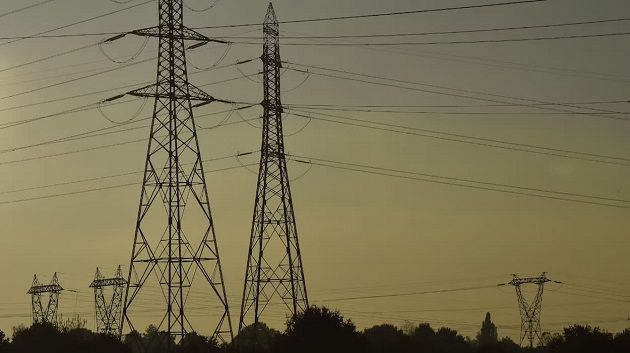 وزير الصناعة: إجراءات لتفادي تكرار اضطرابات التزويد بالكهرباء