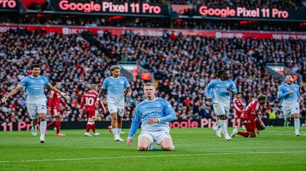 الدوري الإنقليزي: مانشستر سيتي يفوز على ليفربول بثلاثية ويعزز صدارته