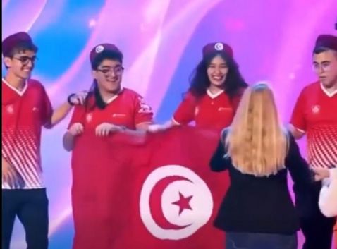 مشاركة تلميذين من المعهد النّموذجي ساقية الزيت بصفاقس في التحدّي العالمي للروبوتات (فيديو)