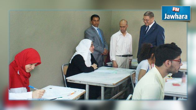 رئيس الحكومة يتابع ظروف انطلاق امتحانات البكالوريا