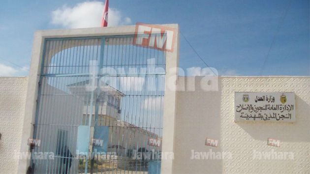مترشحان يجتازان مناظرة البكالوريا بسجن المهدية
