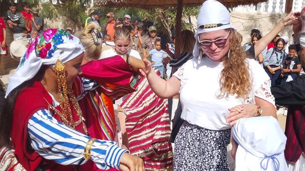 مهرجان الرمان بالقلعة الصغرى: تنظيم اليوم الترويجي بحضور عدد من السياح