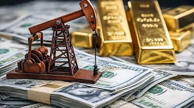النفط والذهب يتراجعان مع ارتفاع الدولار