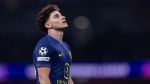 برشلونة يُغرَّم بسبب اتصالاته بخوليان ألفاريز